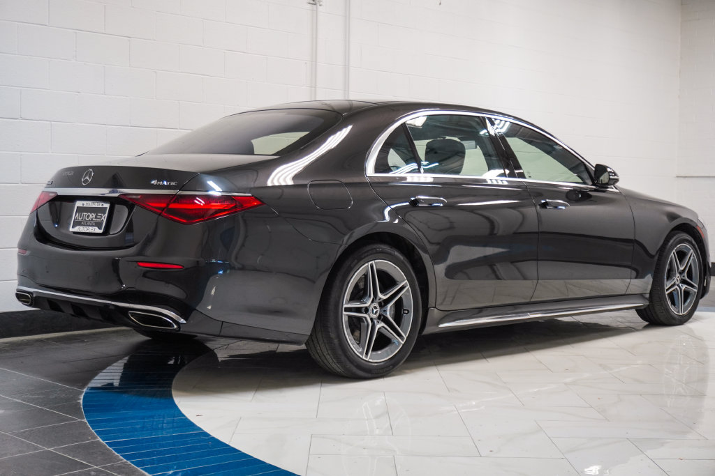Used 2022 Mercedes-Benz S 500 4MATIC w/ AMG Line Package image 32