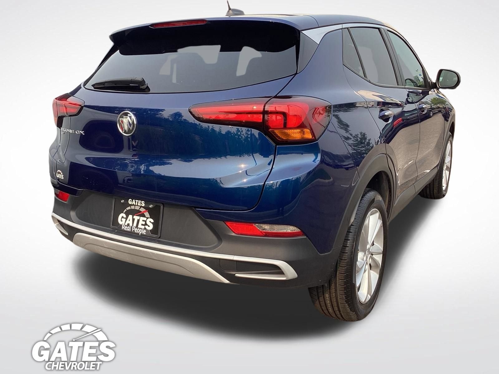 Used 2023 Buick Encore GX Preferred w/ Cold Weather Comfort Package AWD/4WD image 8
