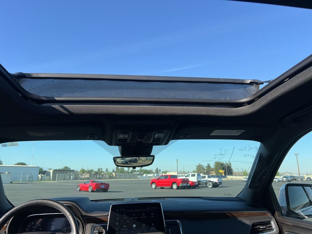 Used 2023 Chevrolet Tahoe High Country image 14