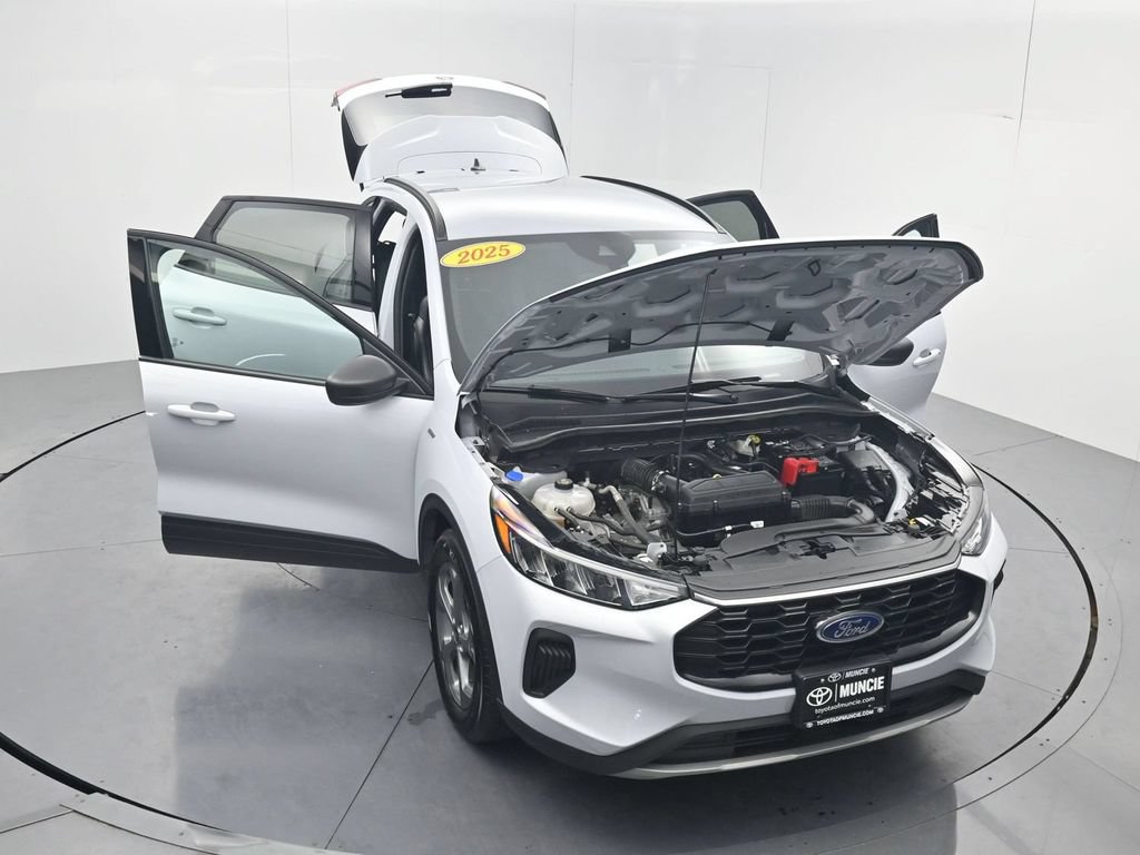 Used 2025 Ford Escape ST-Line FWD image 59