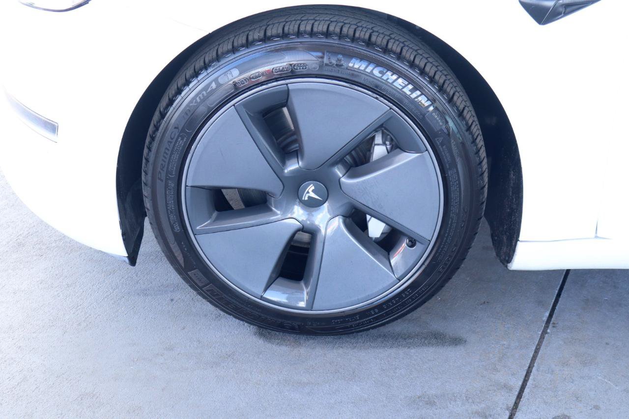 Used 2021 Tesla Model 3 Standard Range Plus RWD image 12