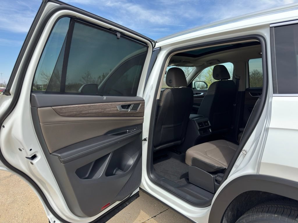 New 2026 Volkswagen Atlas SEL AWD/4WD image 24