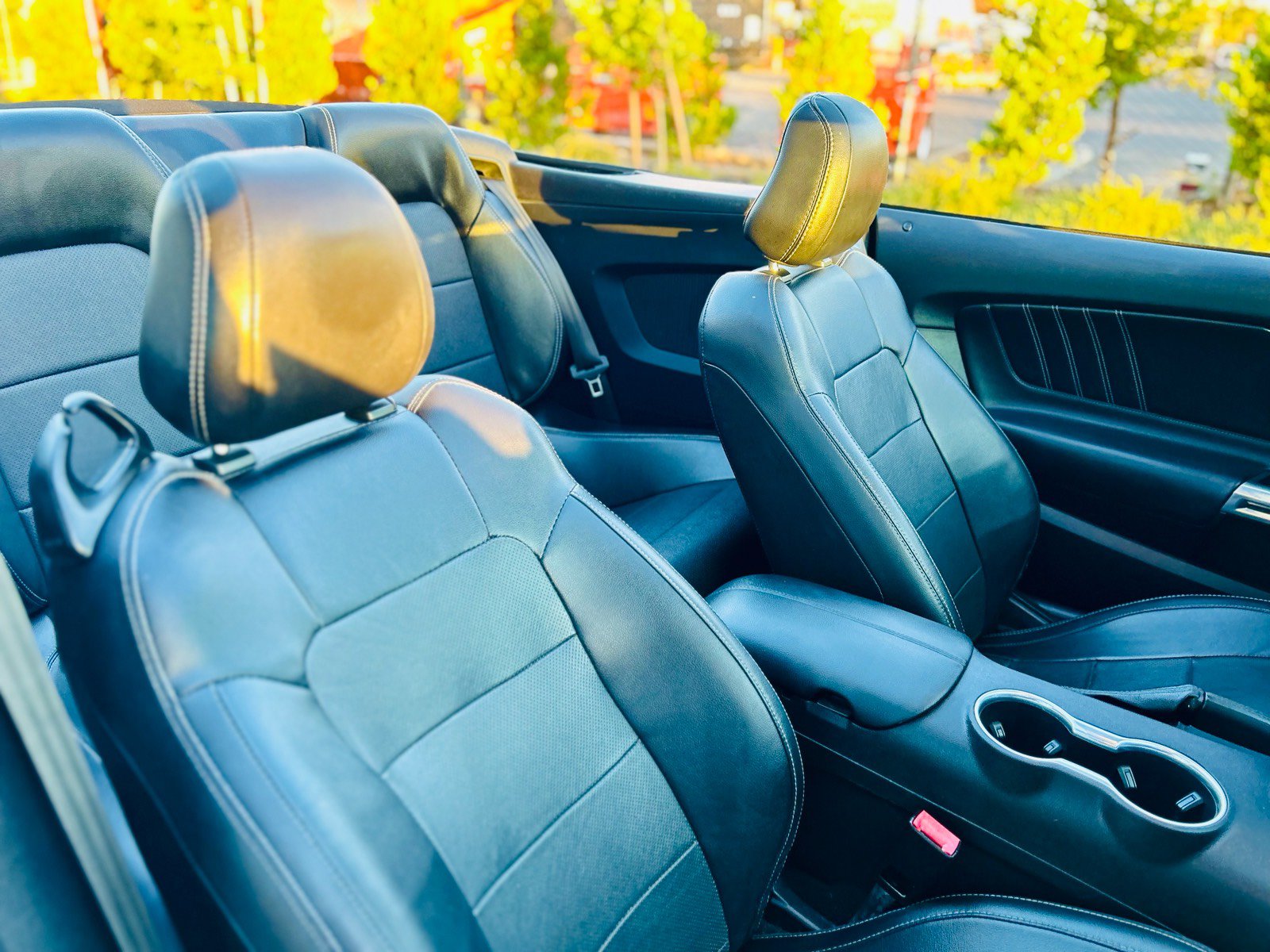 Used 2019 Ford Mustang GT Premium RWD image 26