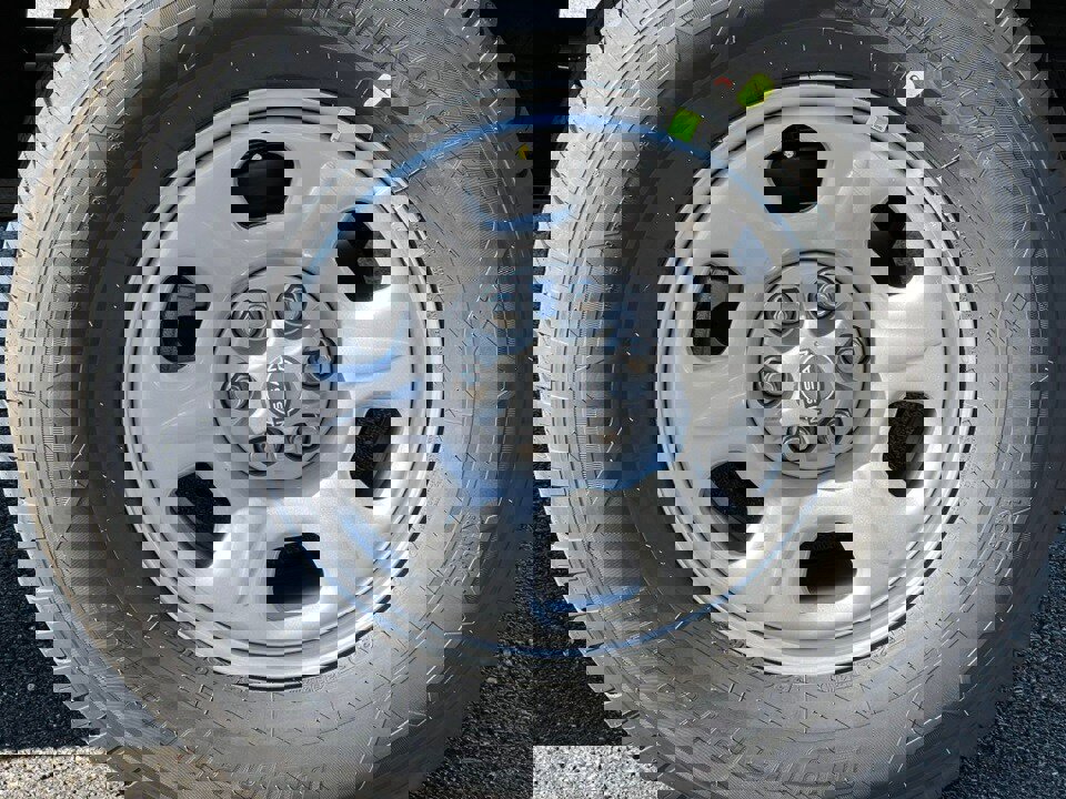 New 2026 Nissan Frontier S image 7