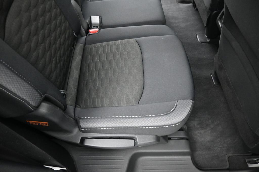 Used 2024 Nissan Pathfinder SV AWD/4WD image 28