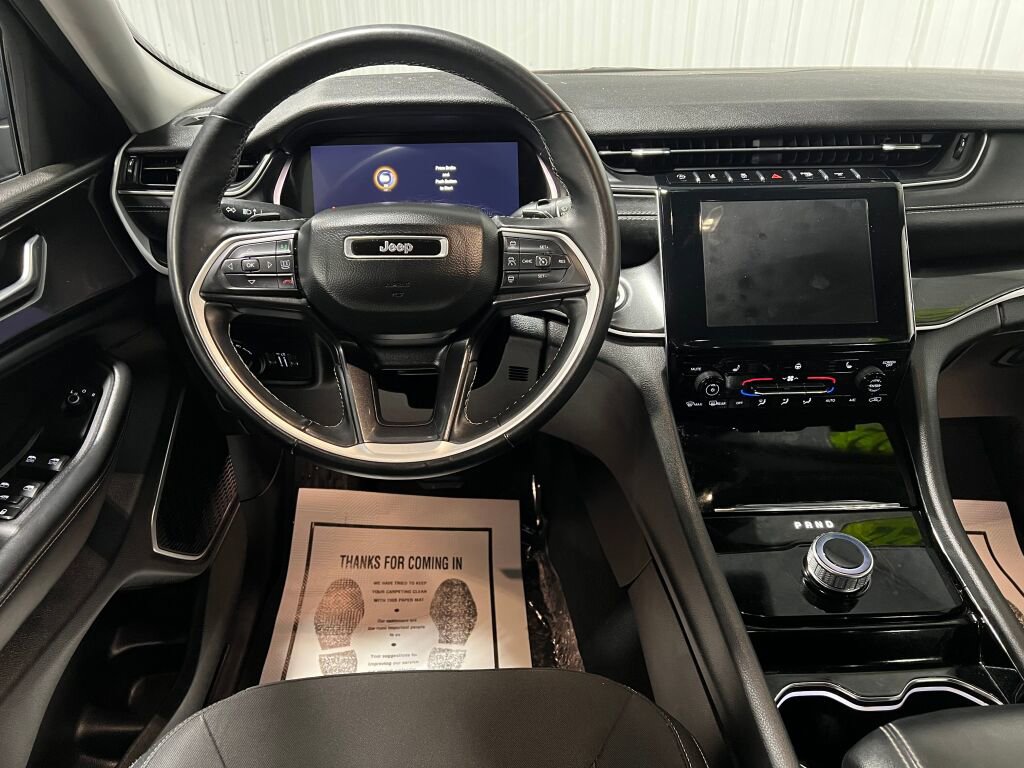 Used 2022 Jeep Grand Cherokee L Laredo w/ Luxury Tech Group I image 8