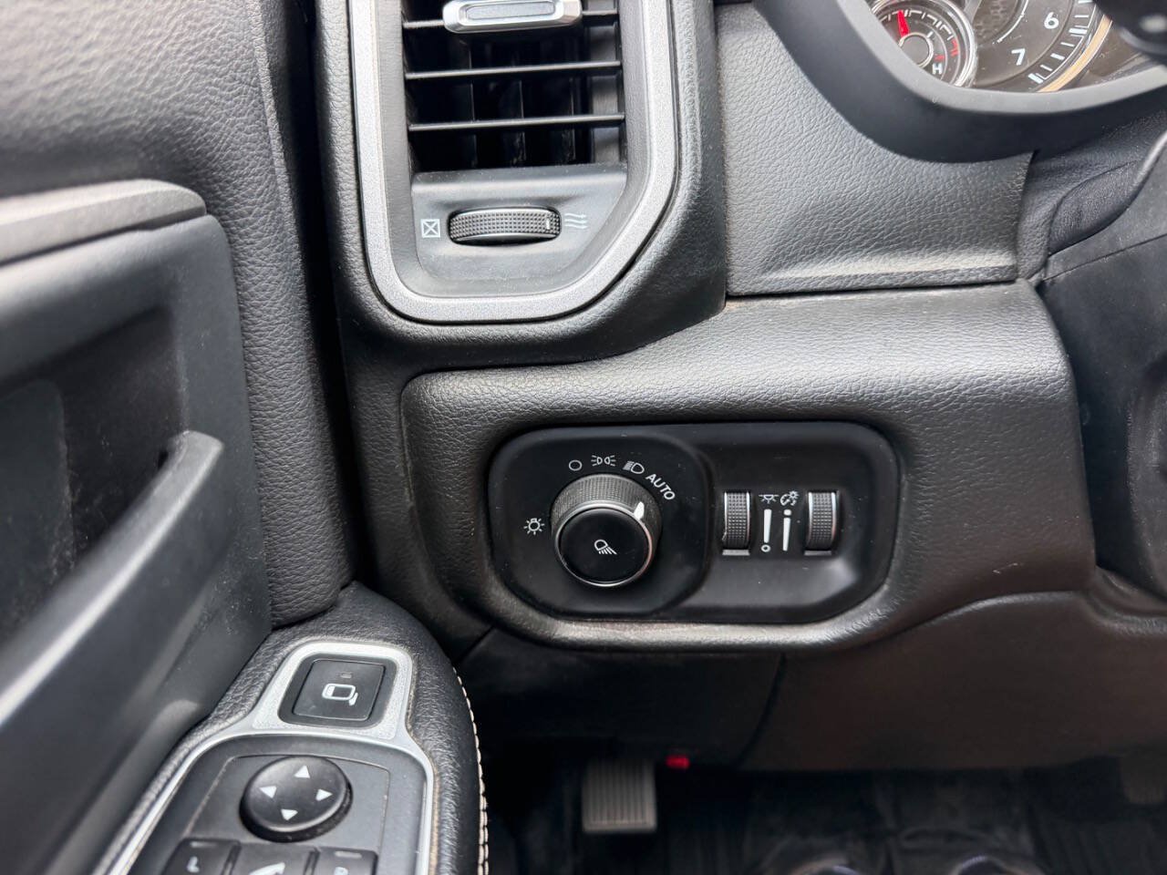 Used 2020 RAM 2500 Tradesman w/ Towing Technology Group AWD/4WD image 17