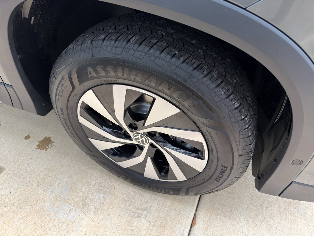 New 2026 Volkswagen Tiguan S image 11