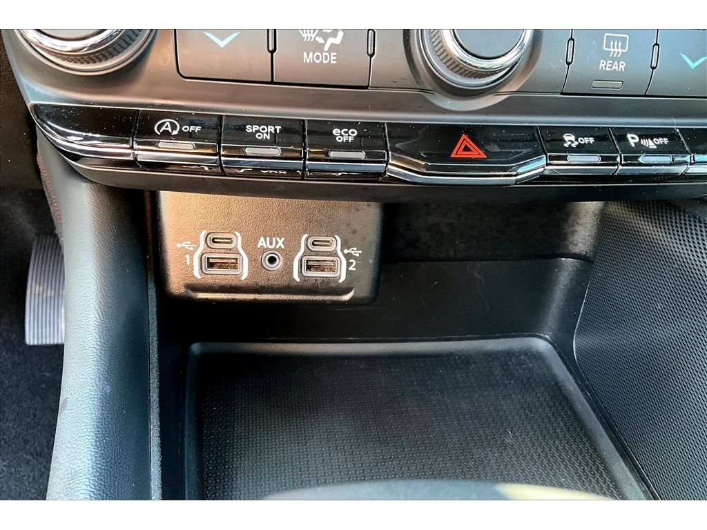 Used 2025 Dodge Durango GT AWD/4WD image 32