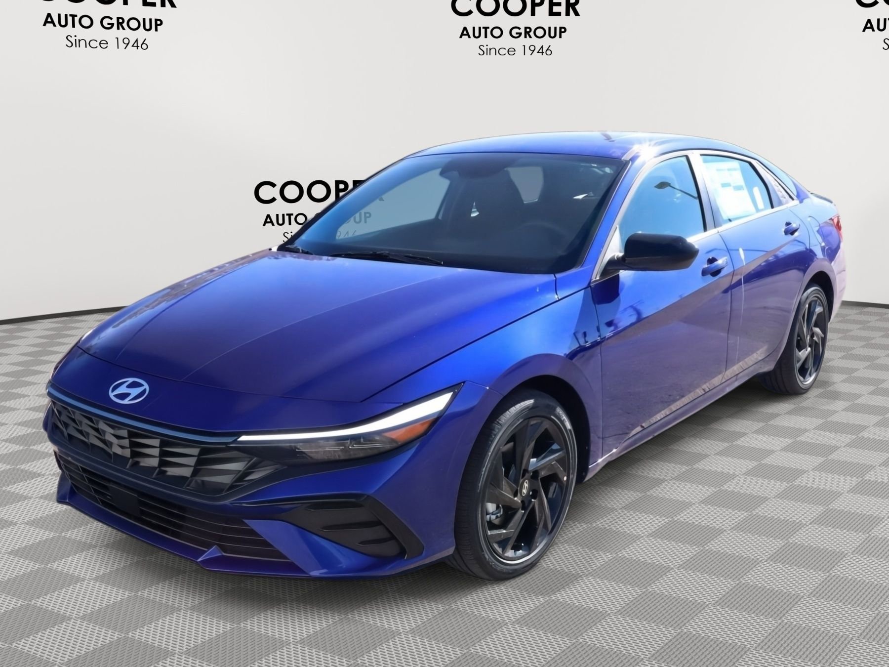 New 2026 Hyundai Elantra SEL Sport image 3