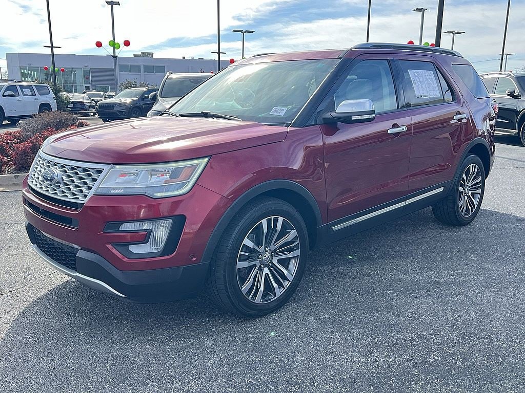 Used 2017 Ford Explorer Platinum image 7