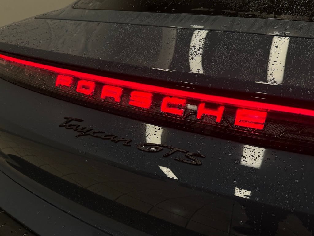 New 2026 Porsche Taycan GTS AWD/4WD image 33