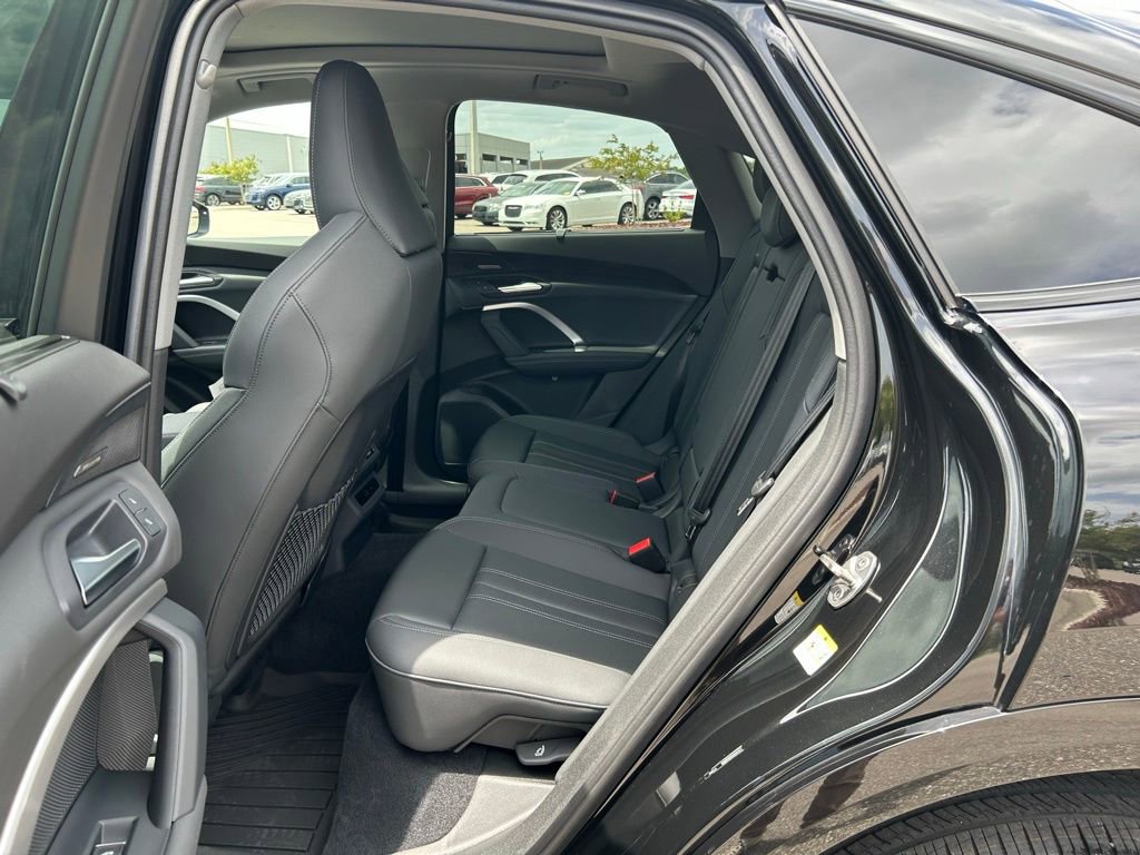 New 2026 Audi Q5 Premium Plus image 60