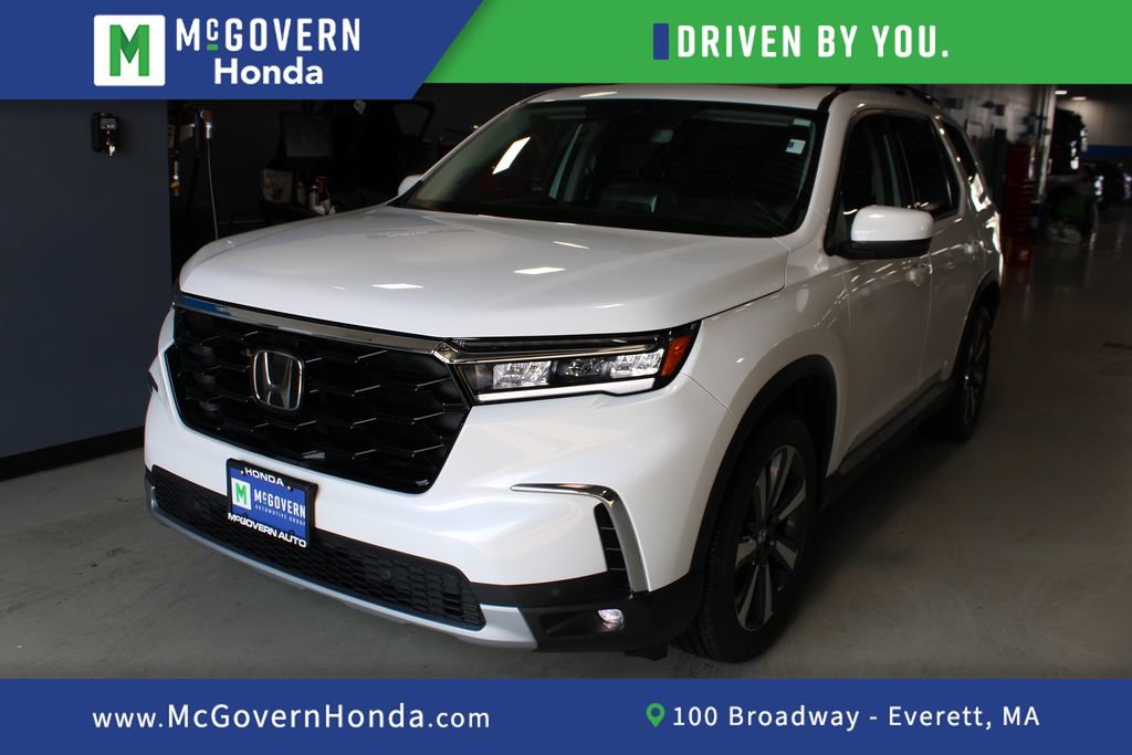 Used 2025 Honda Pilot Touring