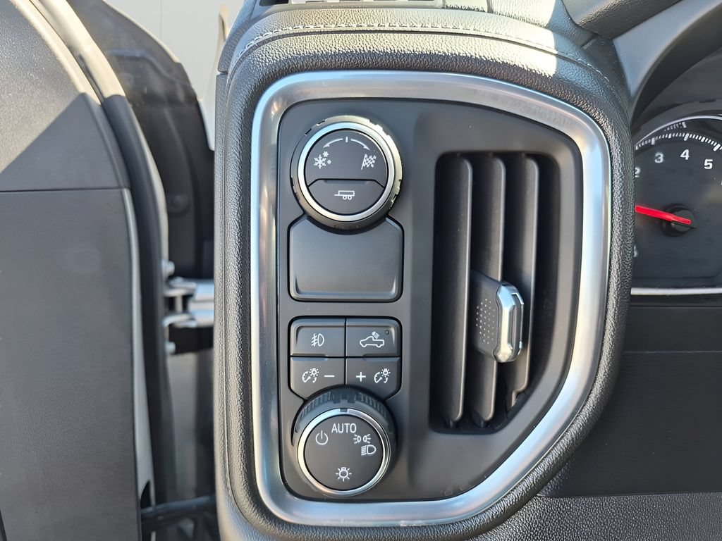 Used 2019 Chevrolet Silverado 1500 RST w/ All-Star Edition RWD image 39