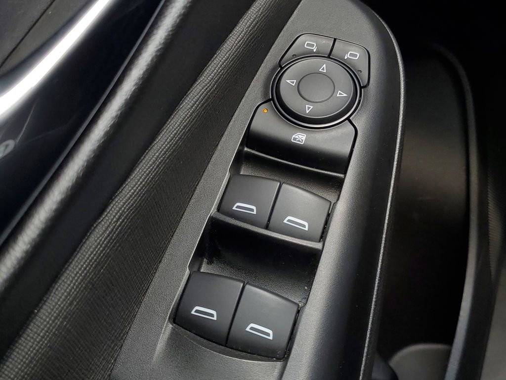 Used 2025 Buick Envista Sport Touring FWD image 18