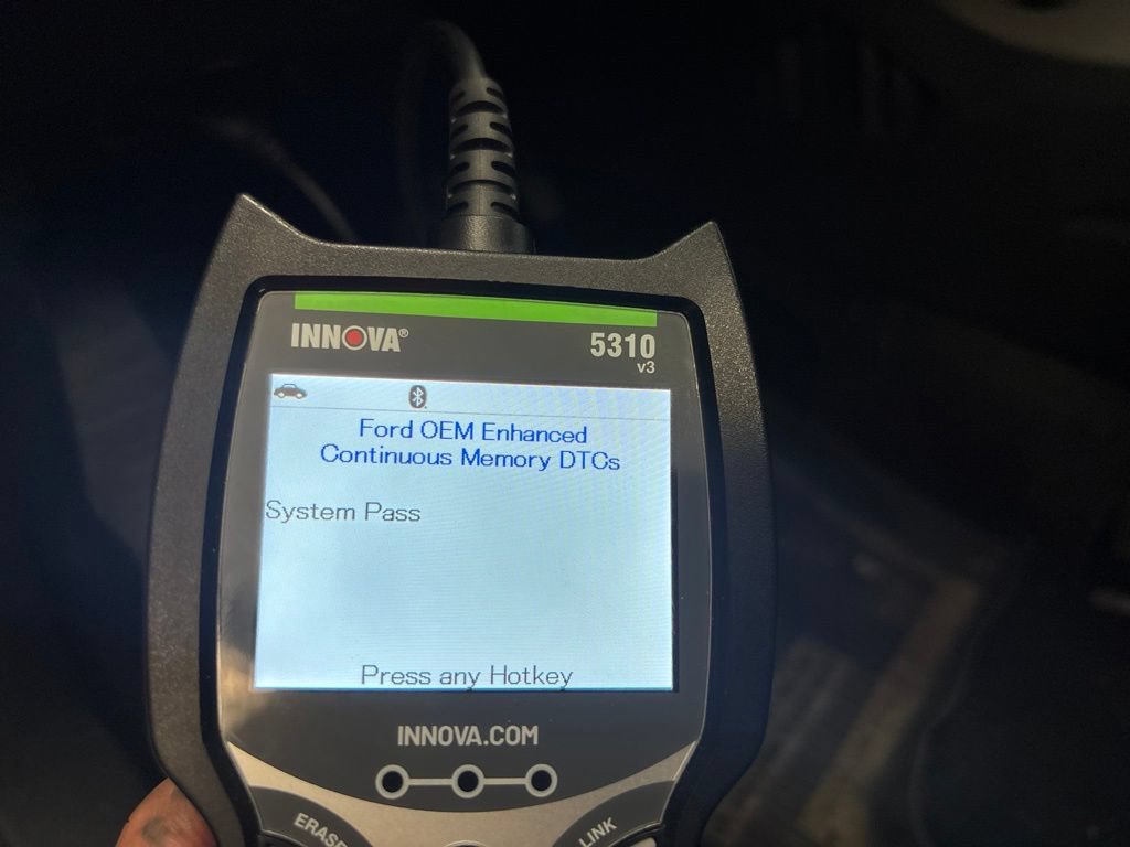 Used 2020 Ford Edge SEL w/ Convenience Package AWD/4WD image 11