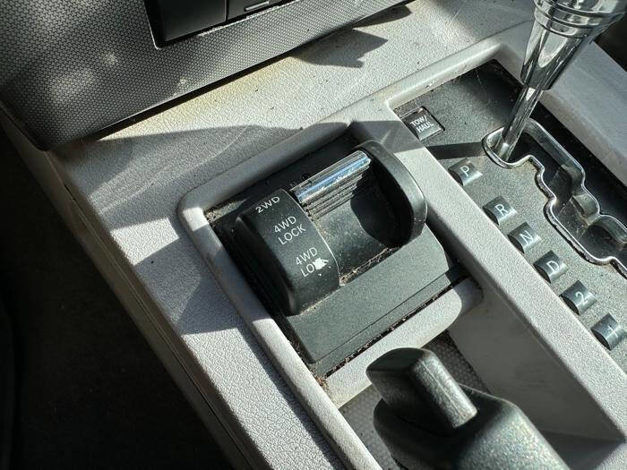 Used 2008 Jeep Liberty Sport w/ Popular Equipment Group AWD/4WD image 38