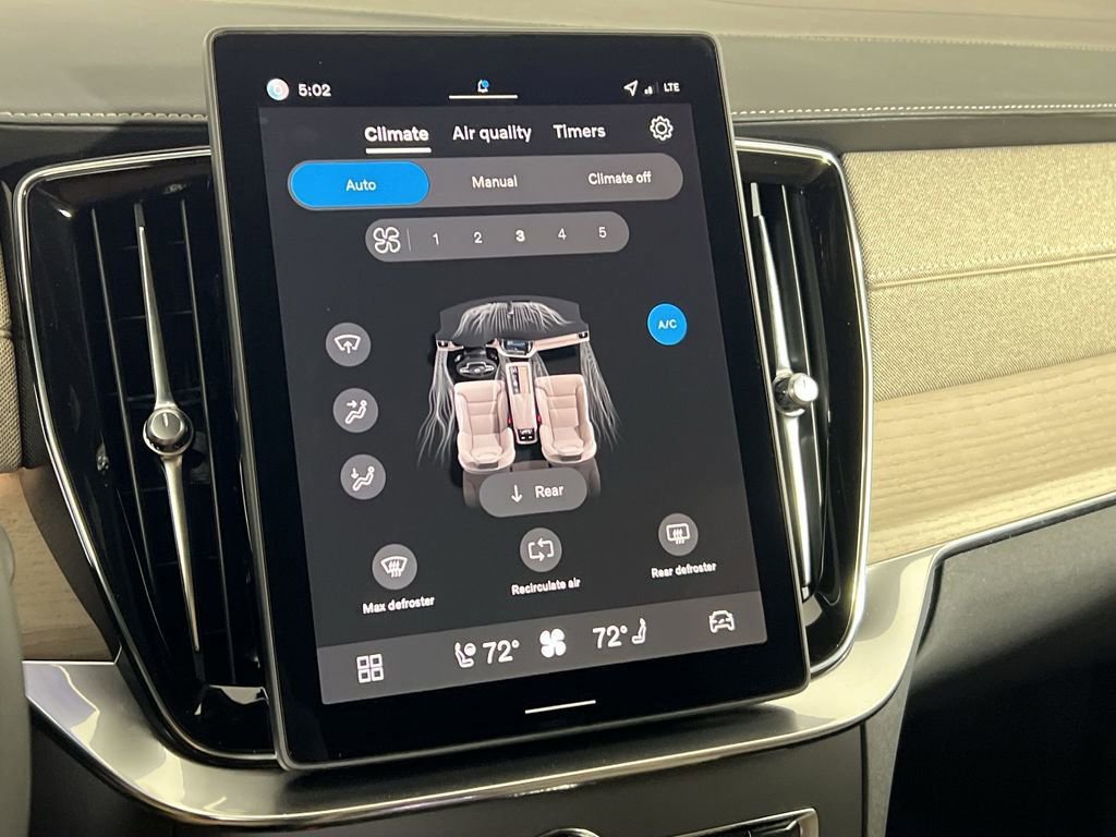 New 2026 Volvo XC90 B6 Ultra w/ Protection Package image 15