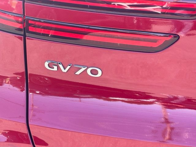 Certified 2023 Genesis GV70 2.5T w/ Advanced Package AWD/4WD image 9