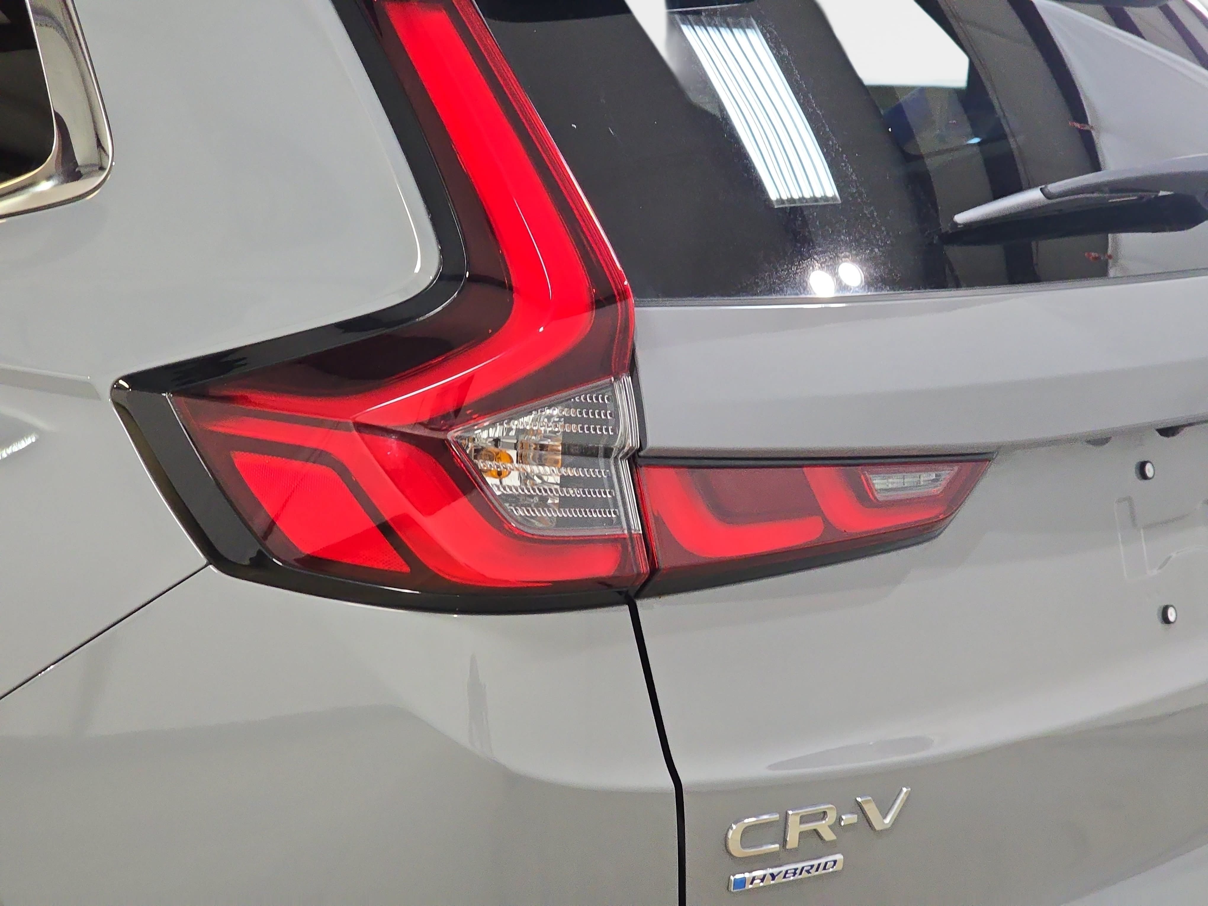 Used 2025 Honda CR-V Sport image 32