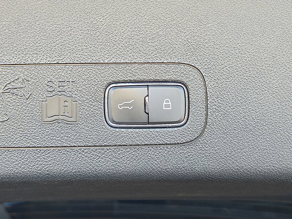 Used 2024 Lincoln Aviator Reserve image 14