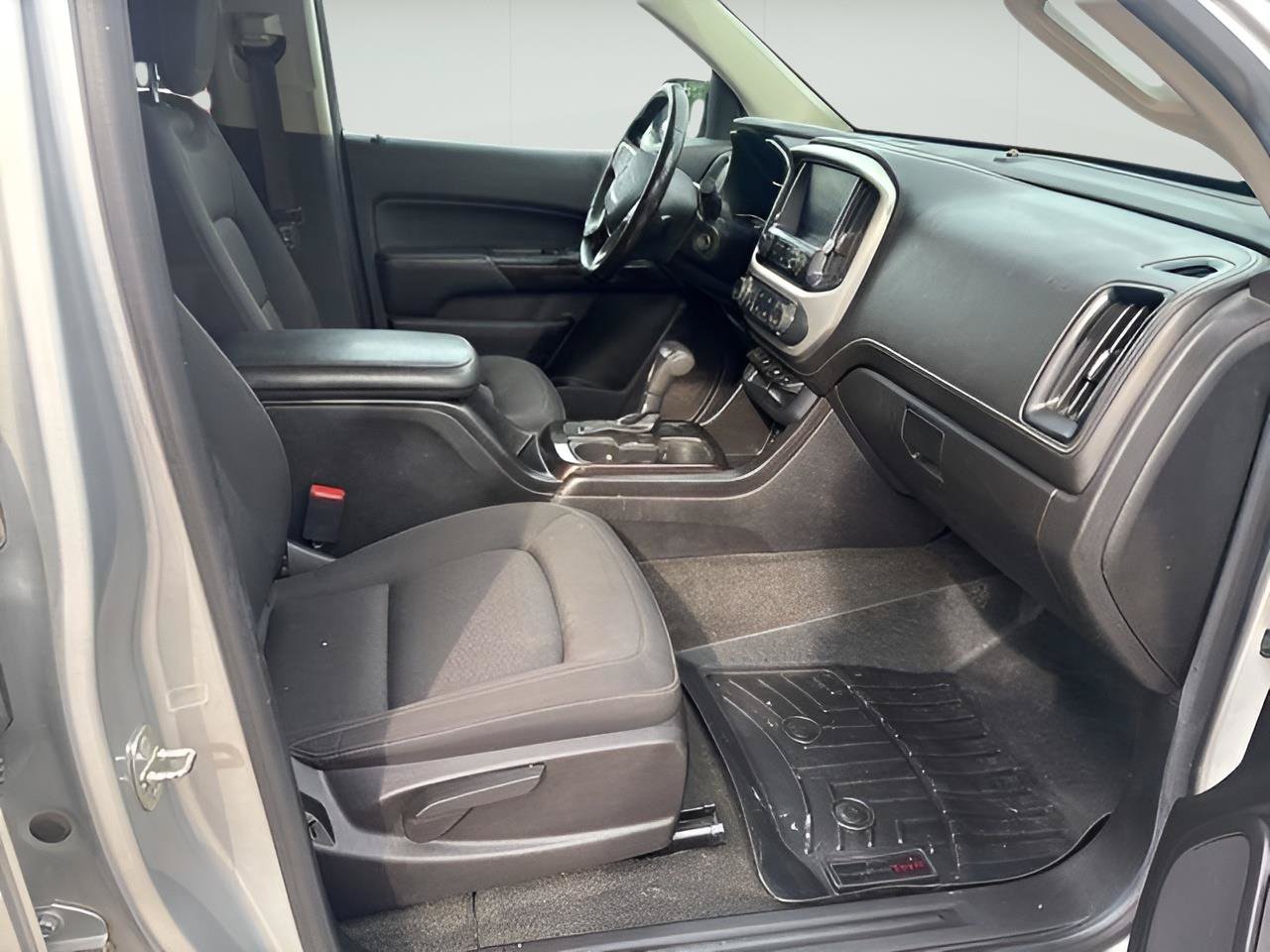 Used 2018 GMC Canyon SLE w/ SLE Convenience Package RWD image 14