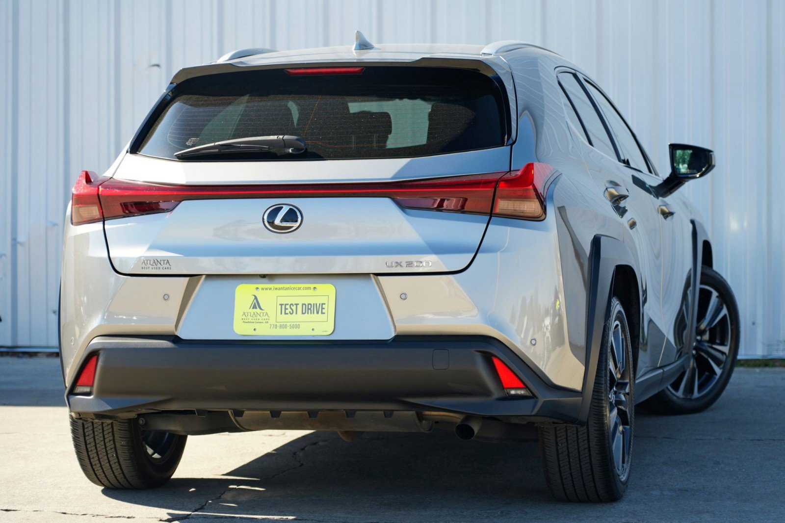 Used 2022 Lexus UX 200 image 3