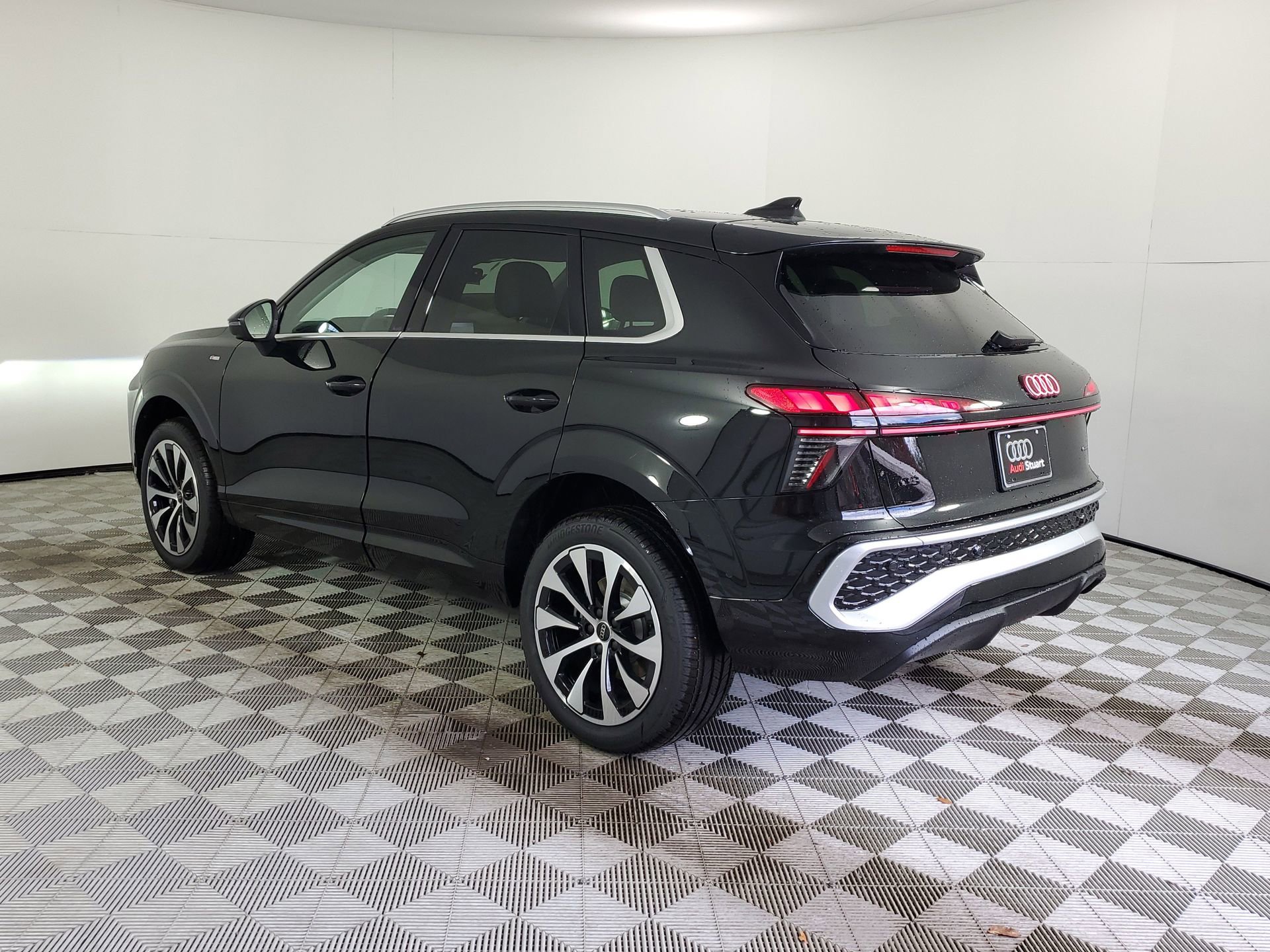 New 2026 Audi Q3 quattro 2.0T image 7