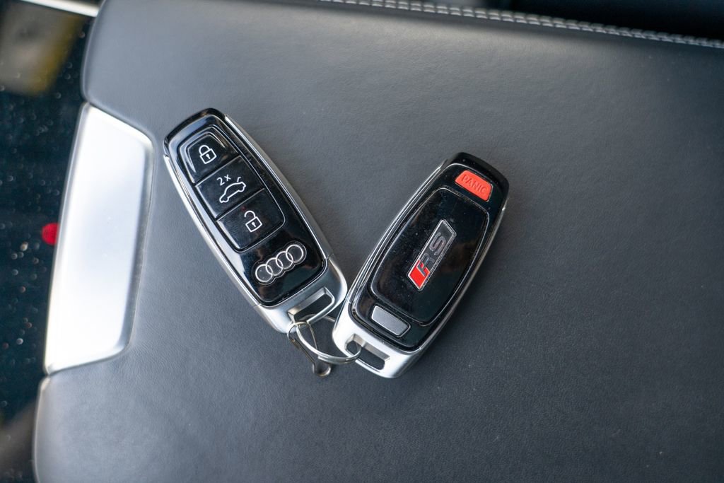 Used 2021 Audi RS 7 Sportback AWD/4WD image 30
