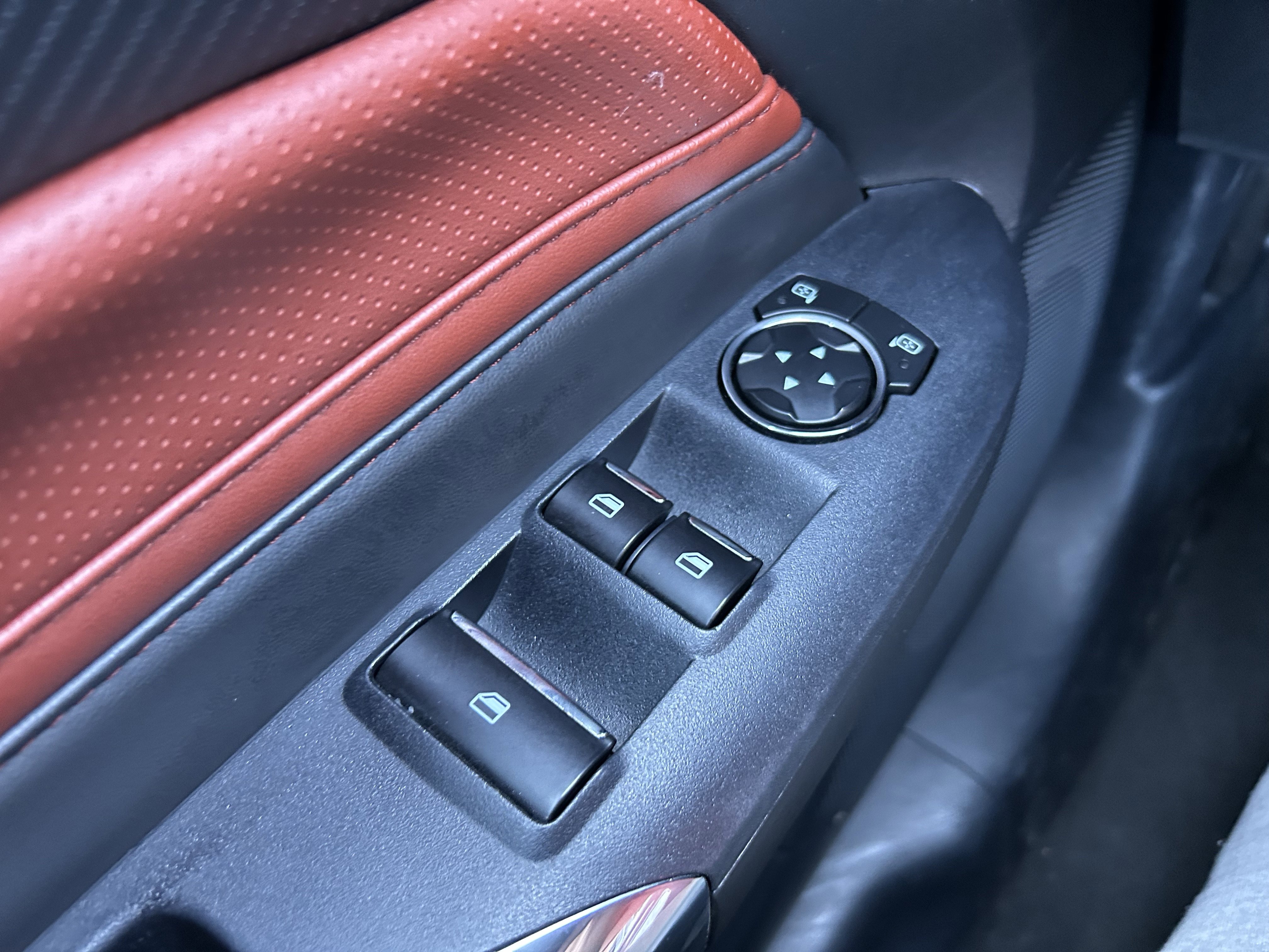 Used 2024 Ford Mustang Premium image 25