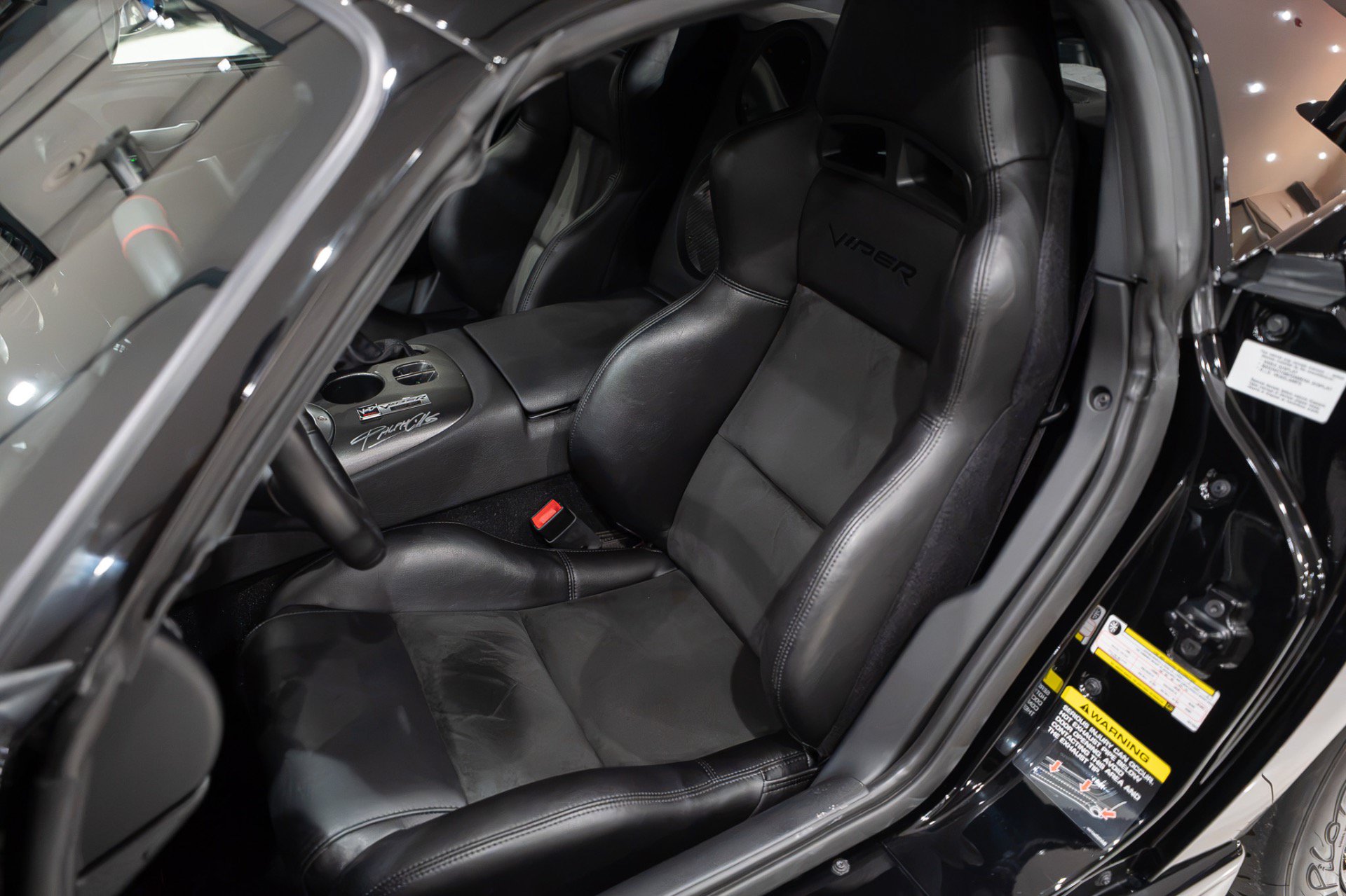 Used 2010 Dodge Viper ACR RWD image 10