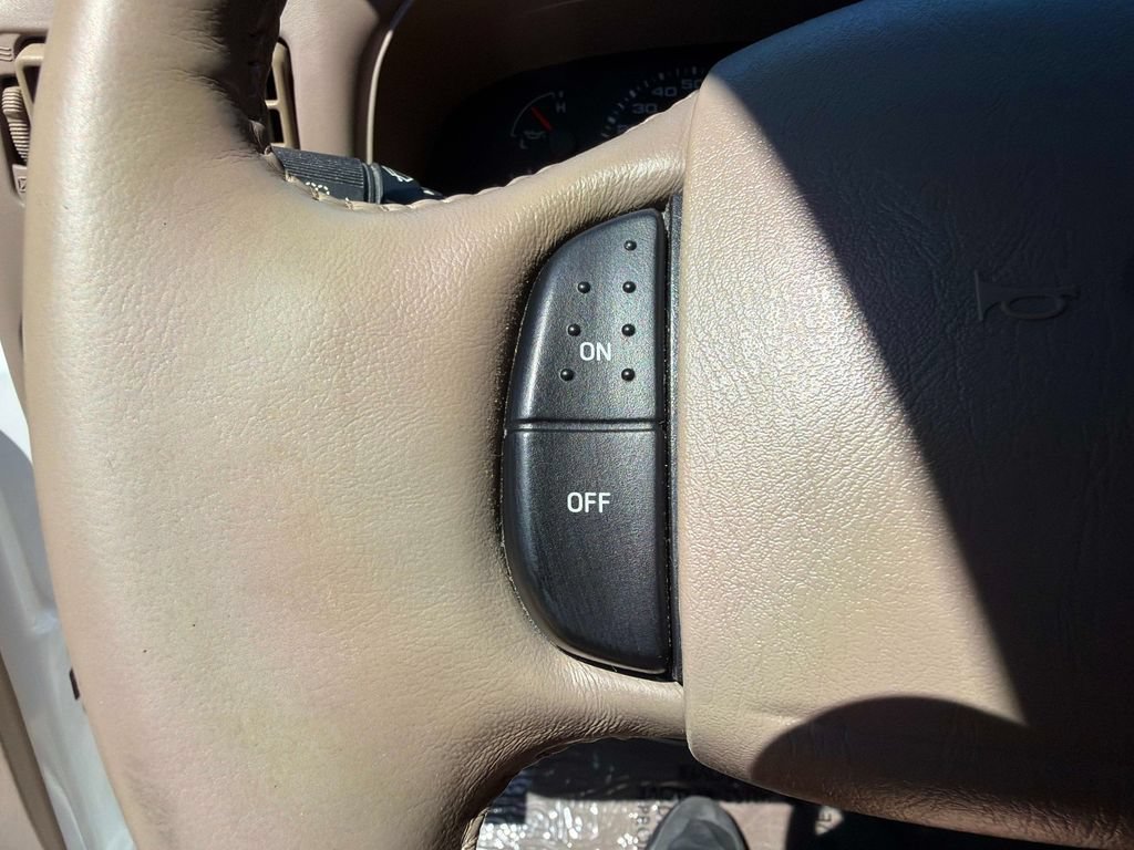 Used 2004 Ford F250 King Ranch AWD/4WD image 28