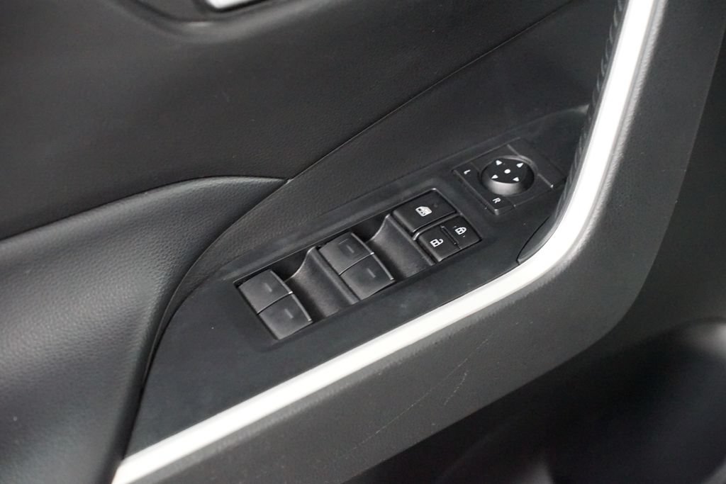 Used 2023 Toyota RAV4 XLE FWD image 31