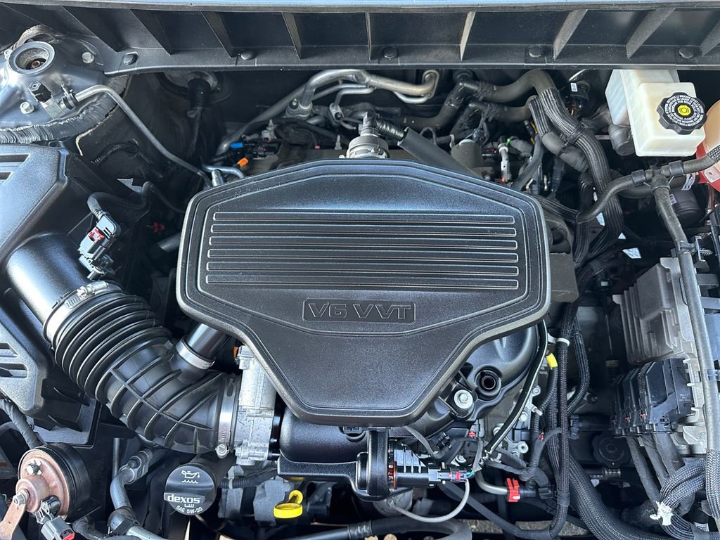 Used 2019 GMC Acadia Denali w/ Technology Package image 18