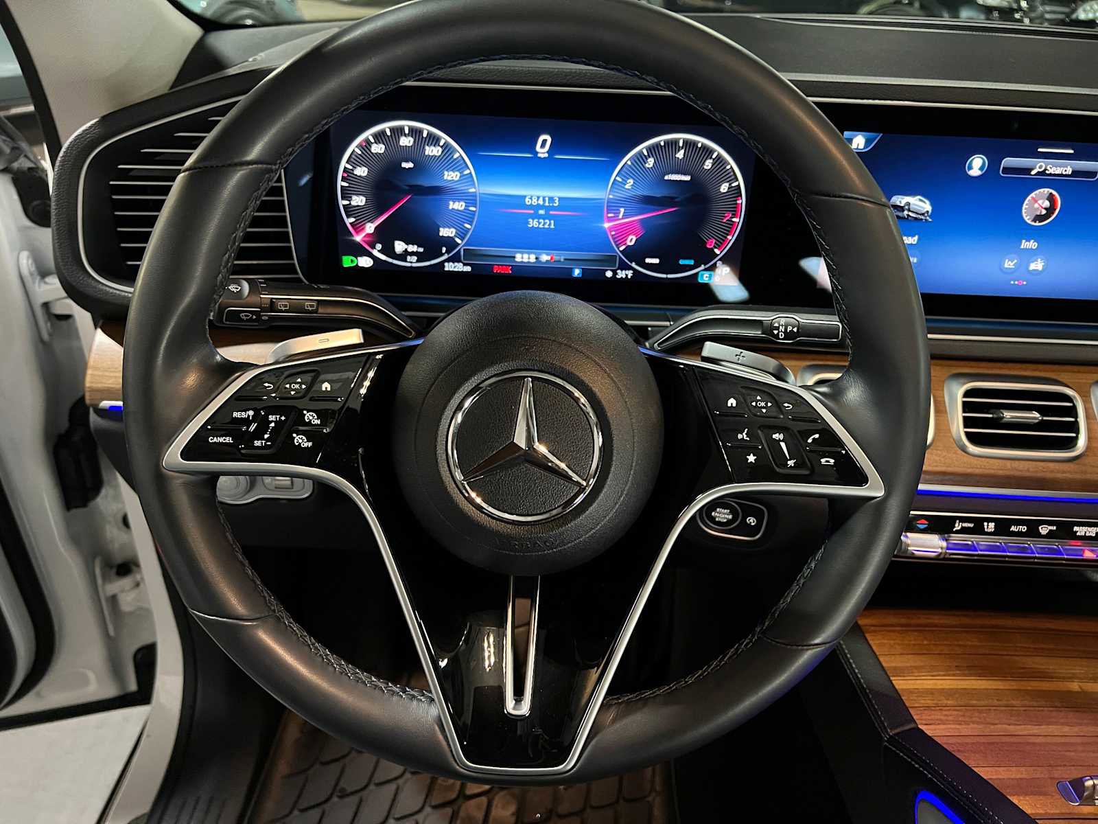 Certified 2024 Mercedes-Benz GLE 350 4MATIC image 25