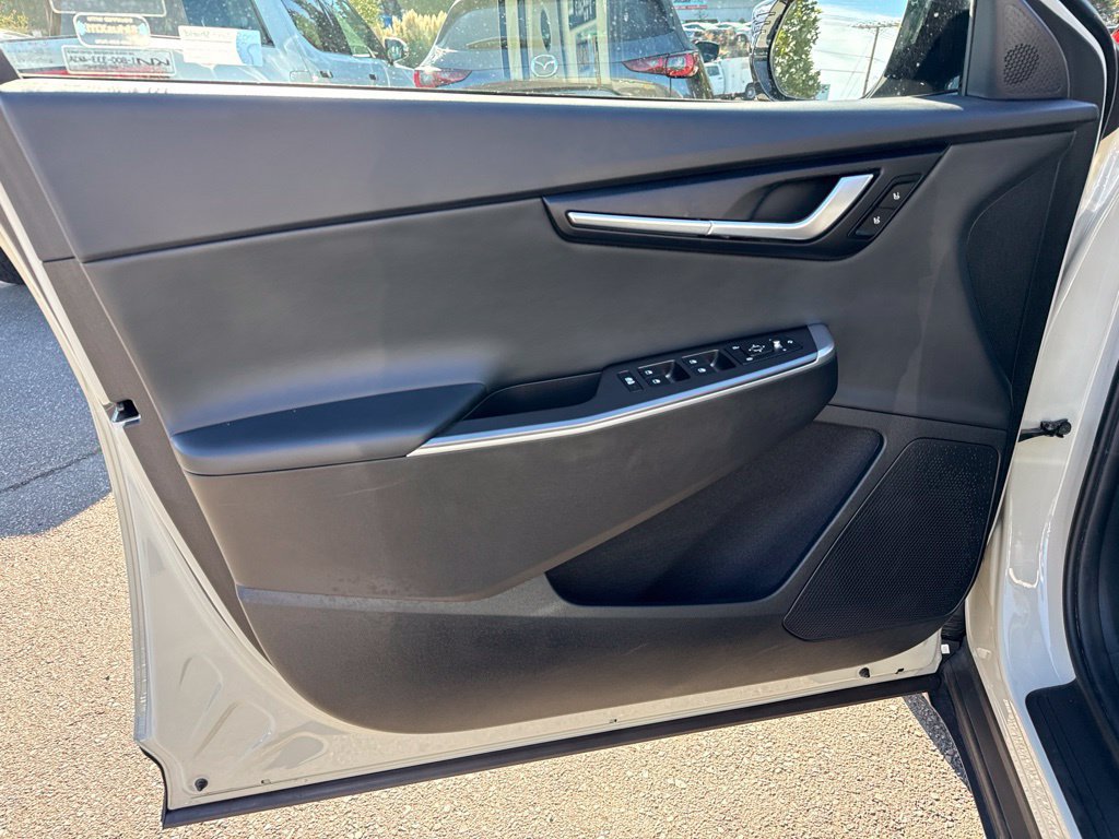 Used 2024 Kia EV6 Light RWD image 16