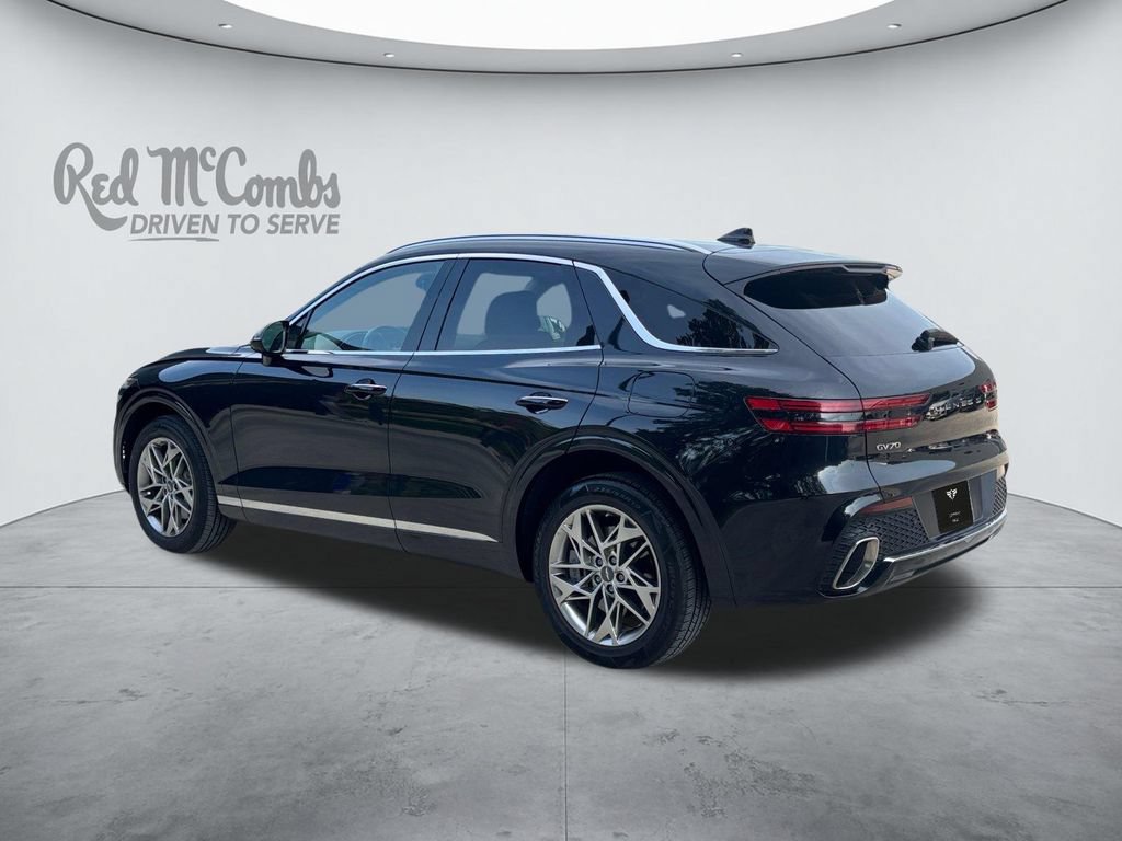 Used 2025 Genesis GV70 2.5T AWD/4WD image 3