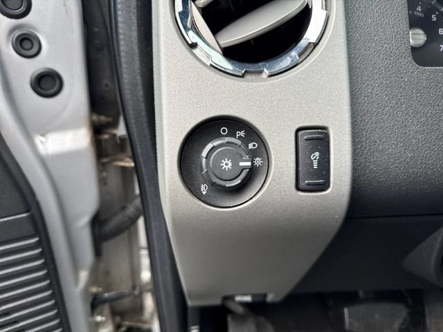 Used 2013 Ford F250 Lariat w/ Chrome Pkg AWD/4WD image 30