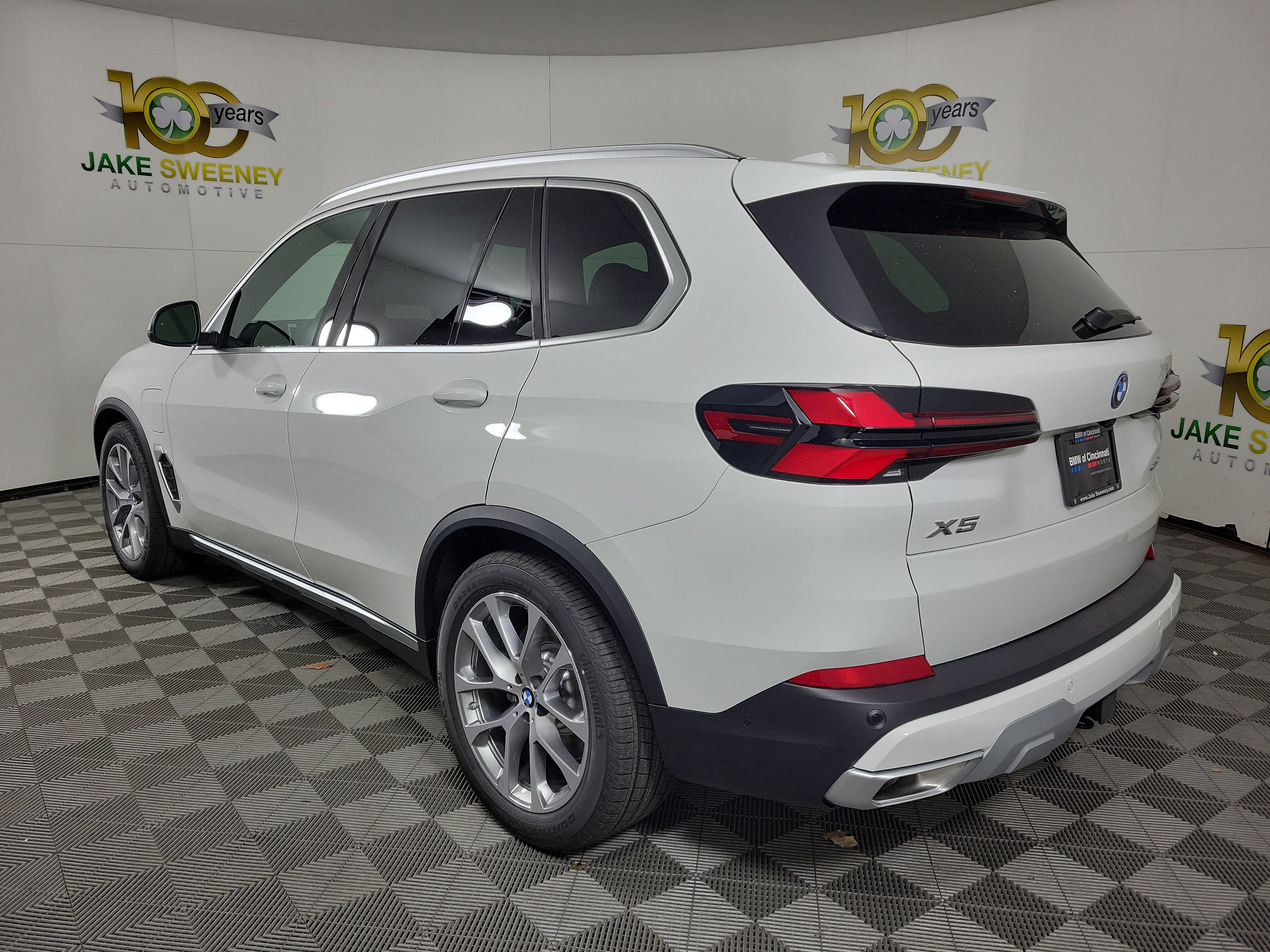 New 2026 BMW X5 xDrive50e AWD/4WD image 5