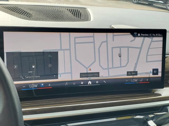 Used 2024 BMW X7 xDrive40i AWD/4WD image 25