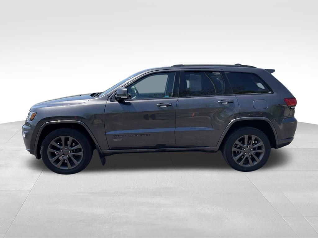 Used 2017 Jeep Grand Cherokee Limited 75th Anniversary AWD/4WD image 7