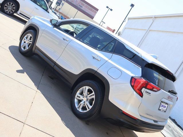 Used 2018 GMC Terrain SLE image 4