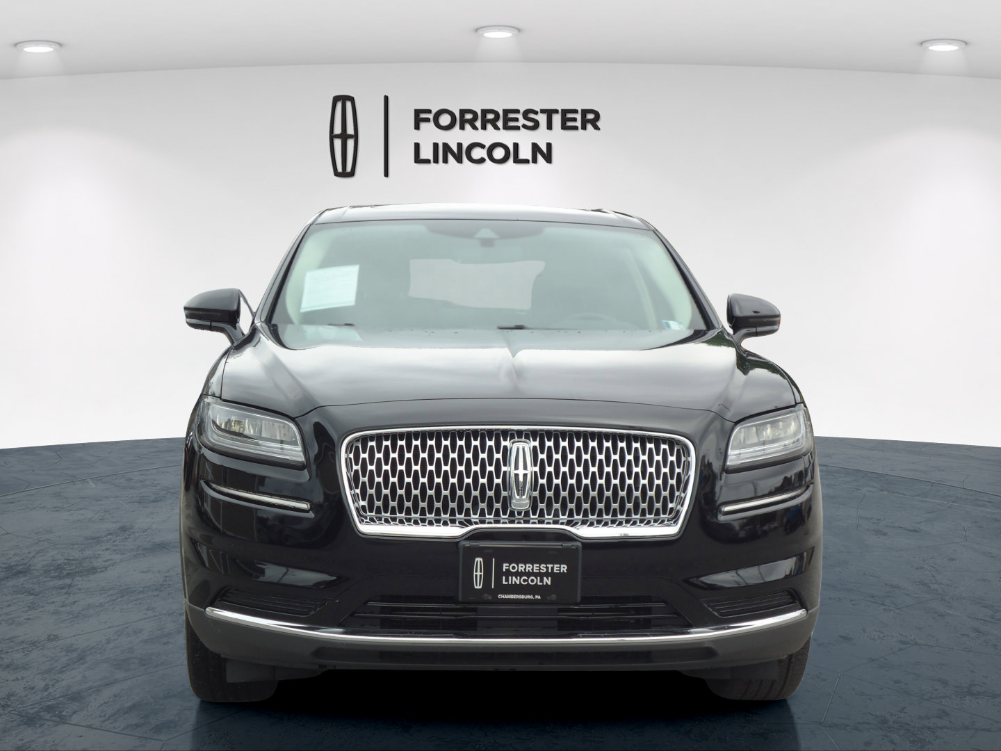 Used 2023 Lincoln Nautilus Reserve w/ Class II Trailer Tow Package AWD/4WD image 8