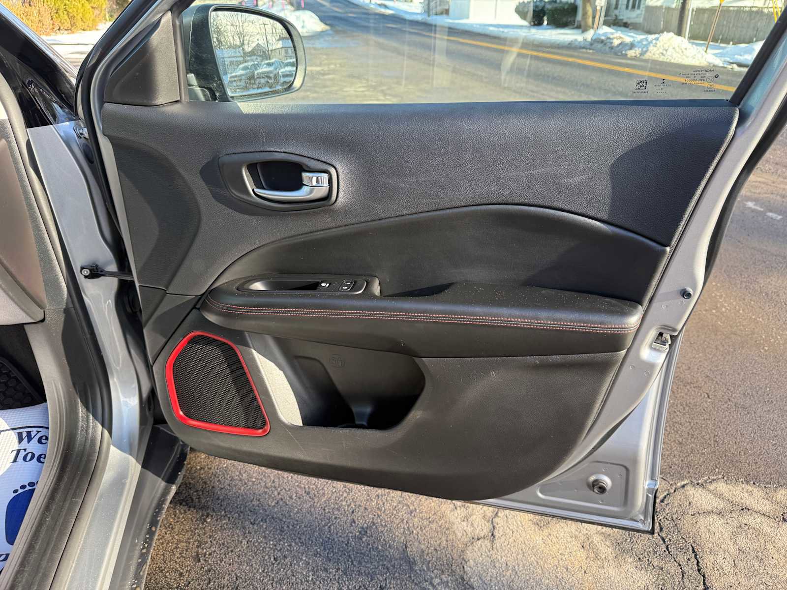 Used 2020 Jeep Compass Trailhawk w/ Leather Interior Group image 35