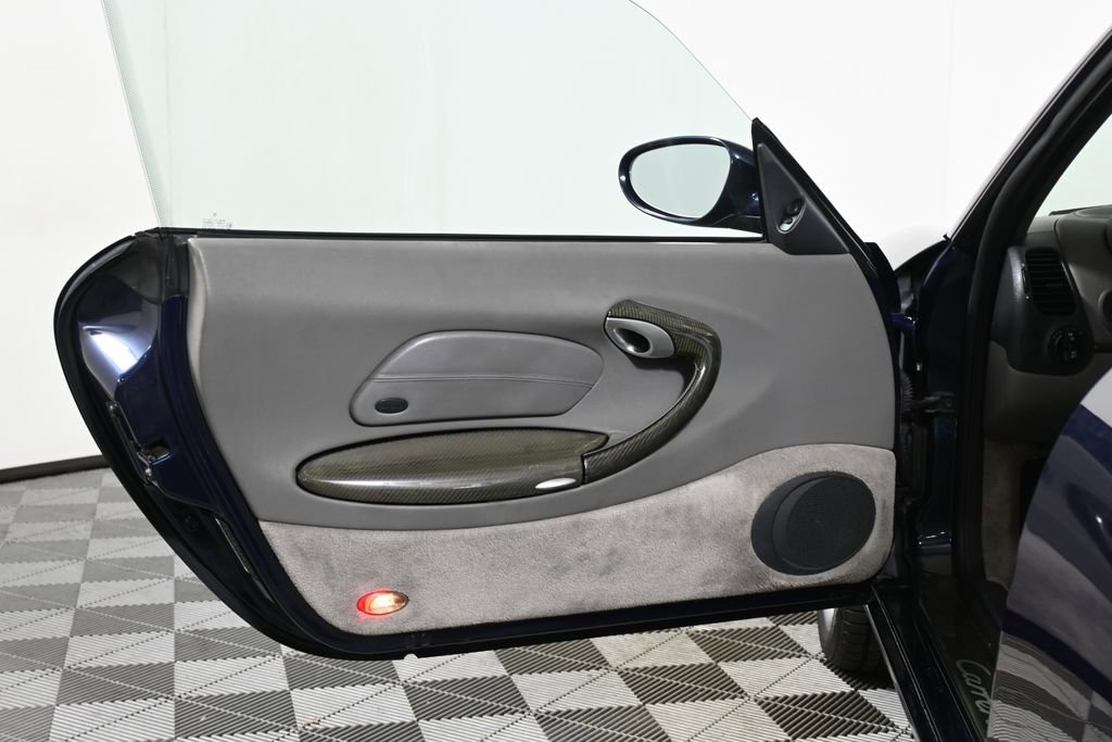 Used 1999 Porsche 911 Carrera 4 image 26