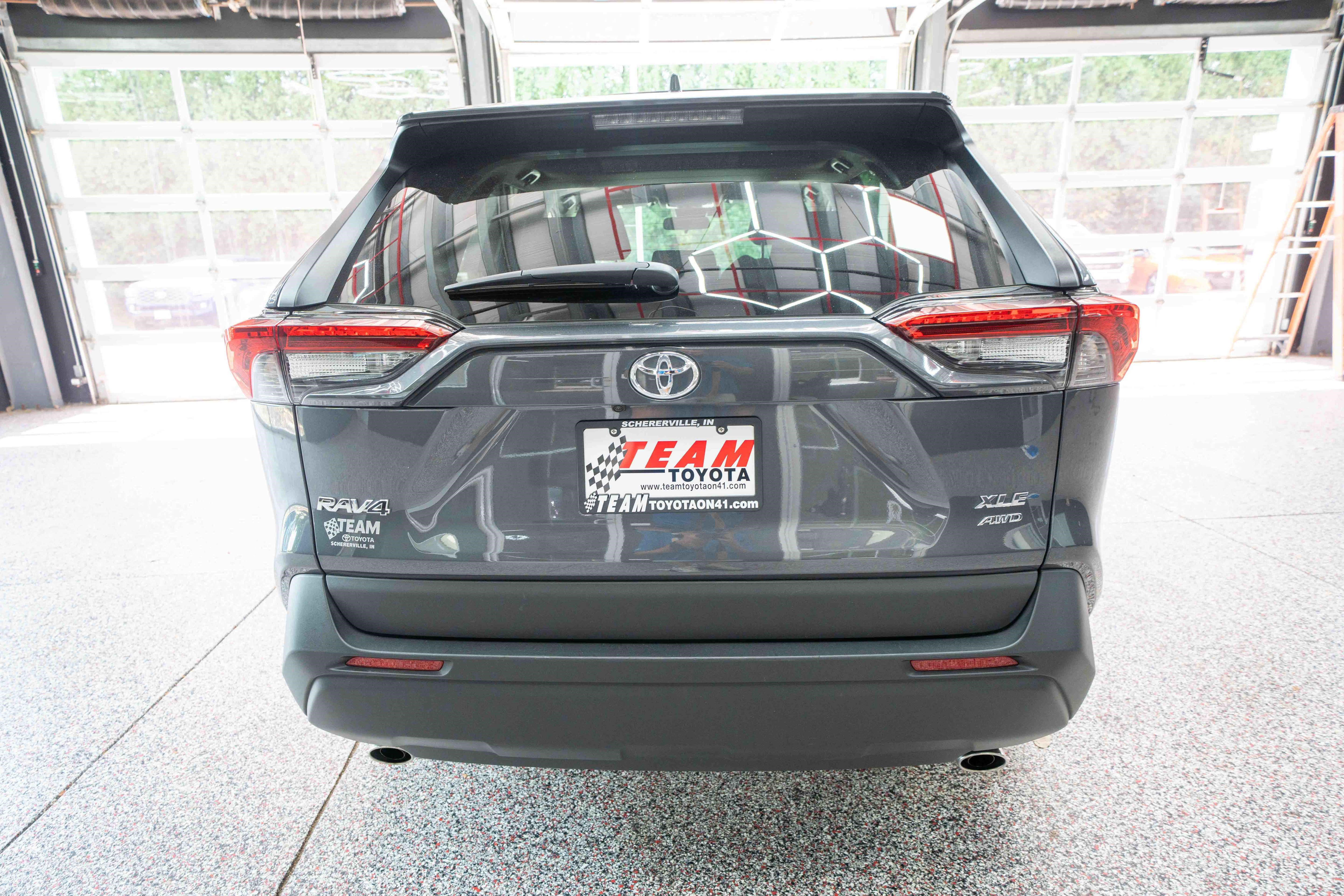 Certified 2023 Toyota RAV4 XLE w/ Convenience Package AWD/4WD image 4