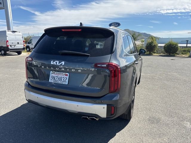 Used 2024 Kia Telluride S image 11