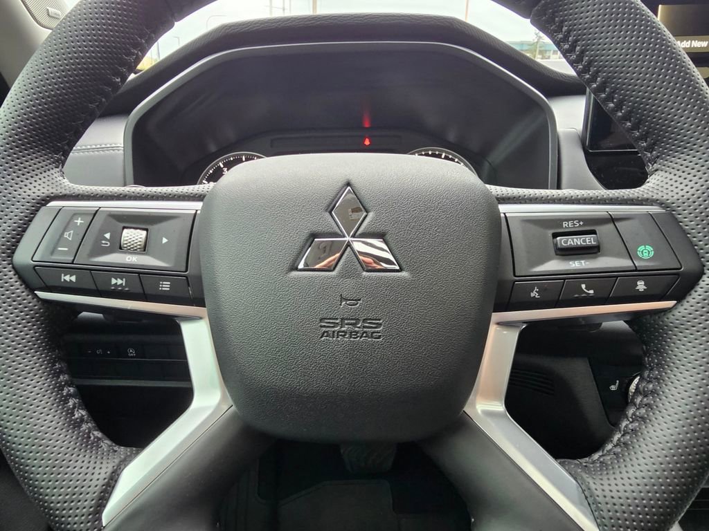 New 2026 Mitsubishi Outlander AWD image 19