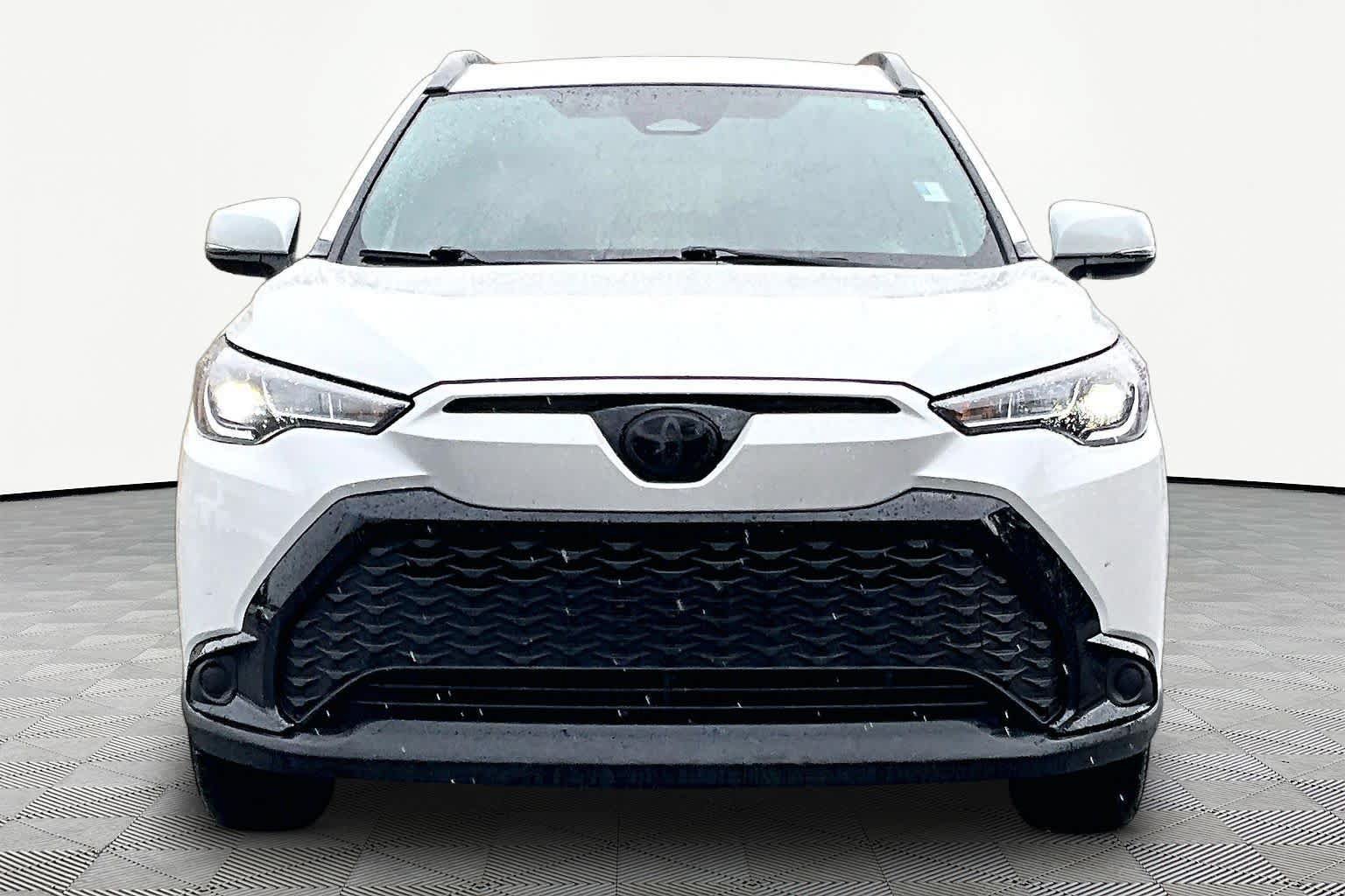 Certified 2024 Toyota Corolla Cross AWD Hybrid image 4
